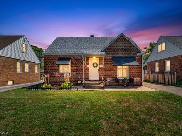 2515 9th Street , Cuyahoga Falls, OH 44221