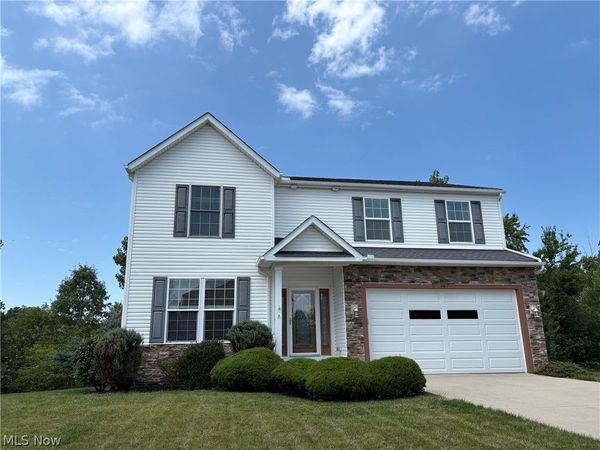 147 Quartz Avenue , Peninsula, OH 44264