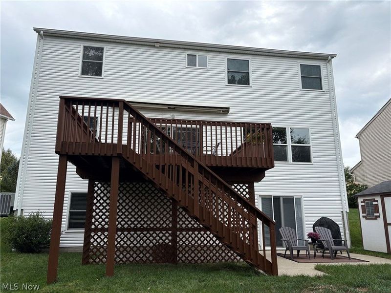 147 Quartz Avenue, Peninsula, OH 44264 Photo 2