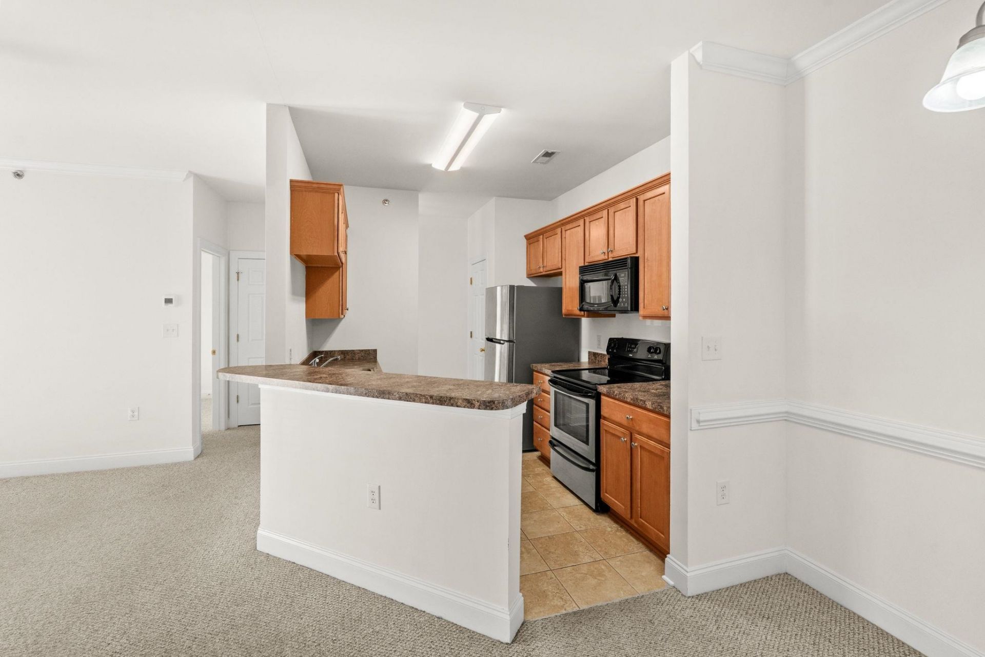 2025 Silvercrest Dr. Photo 17