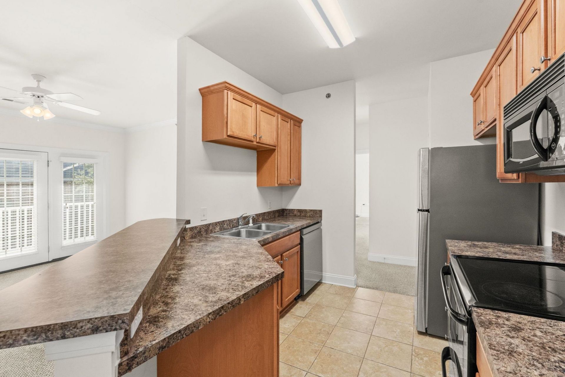 2025 Silvercrest Dr. Photo 19