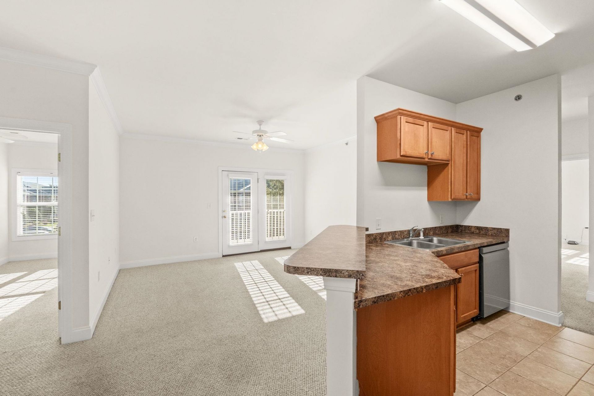 2025 Silvercrest Dr. Photo 25