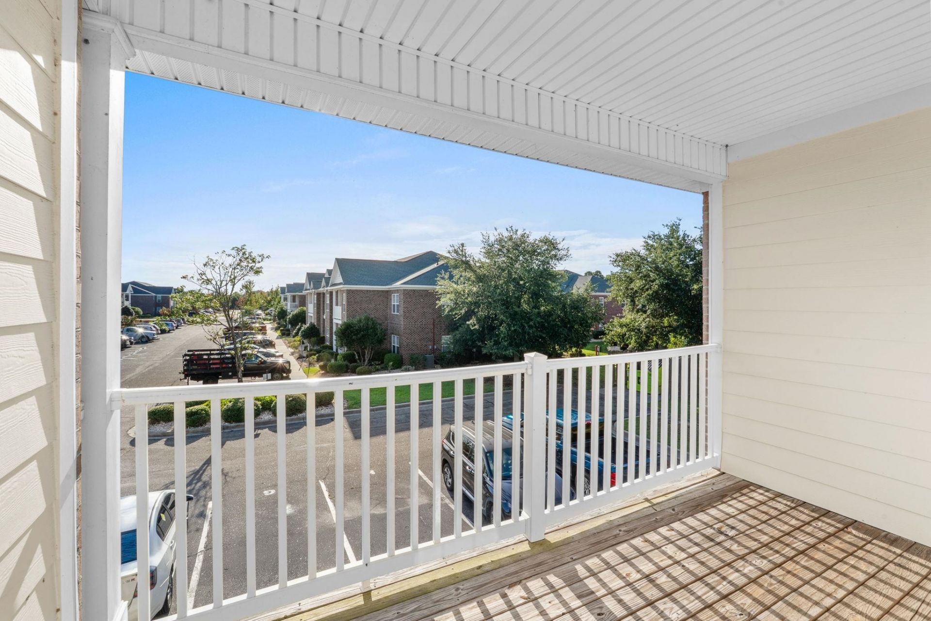 2025 Silvercrest Dr. Photo 29