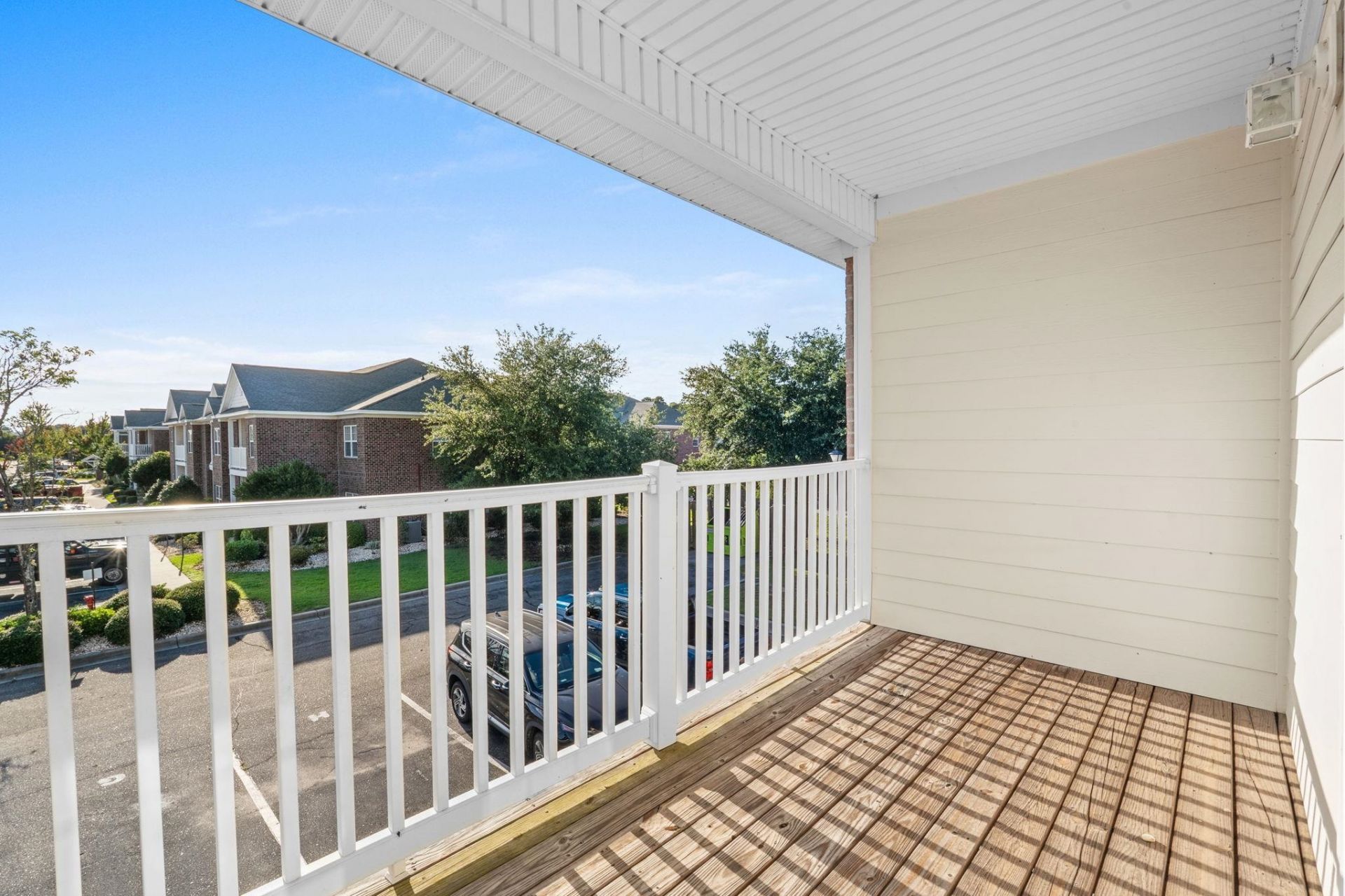 2025 Silvercrest Dr. Photo 30