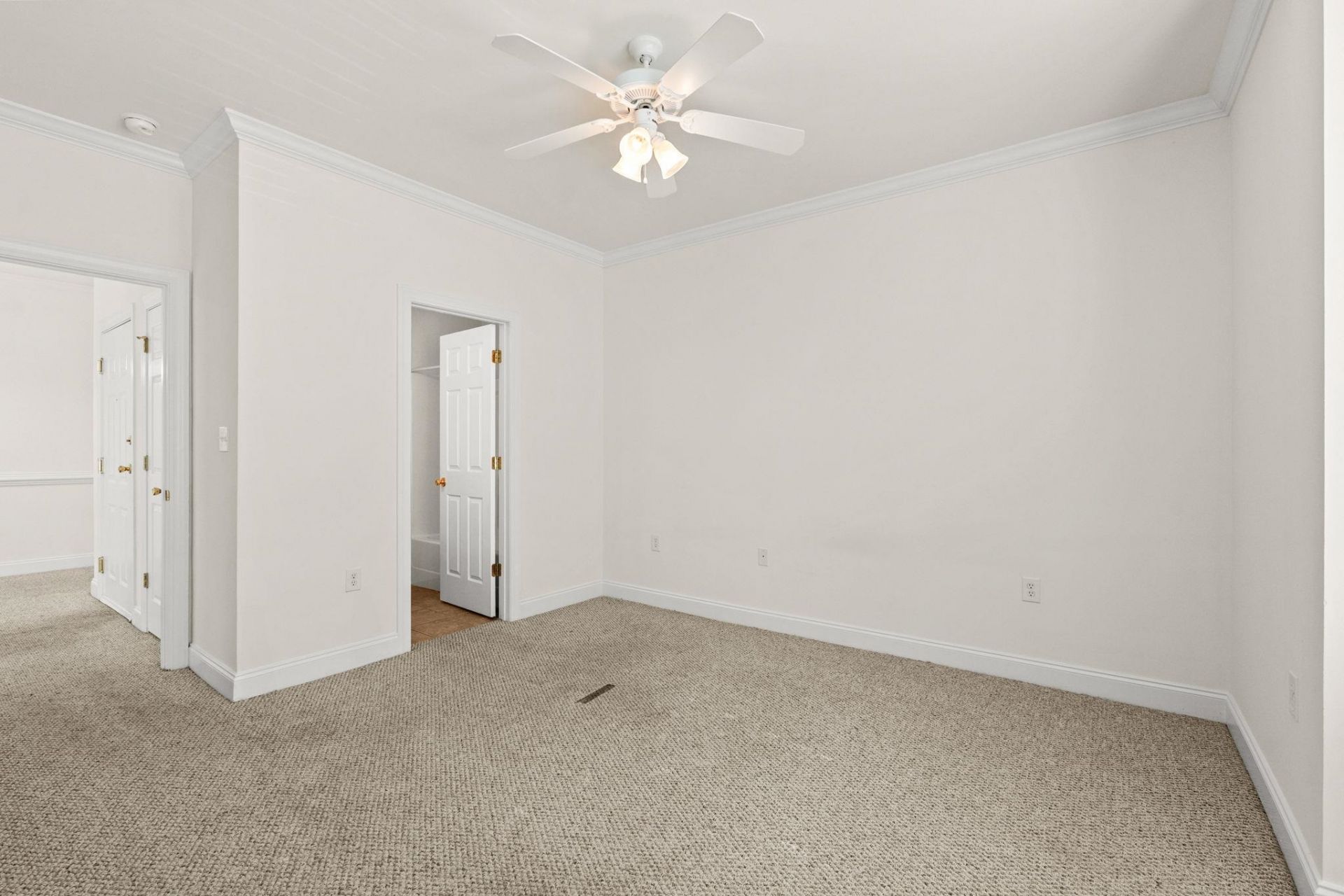 2025 Silvercrest Dr. Photo 37