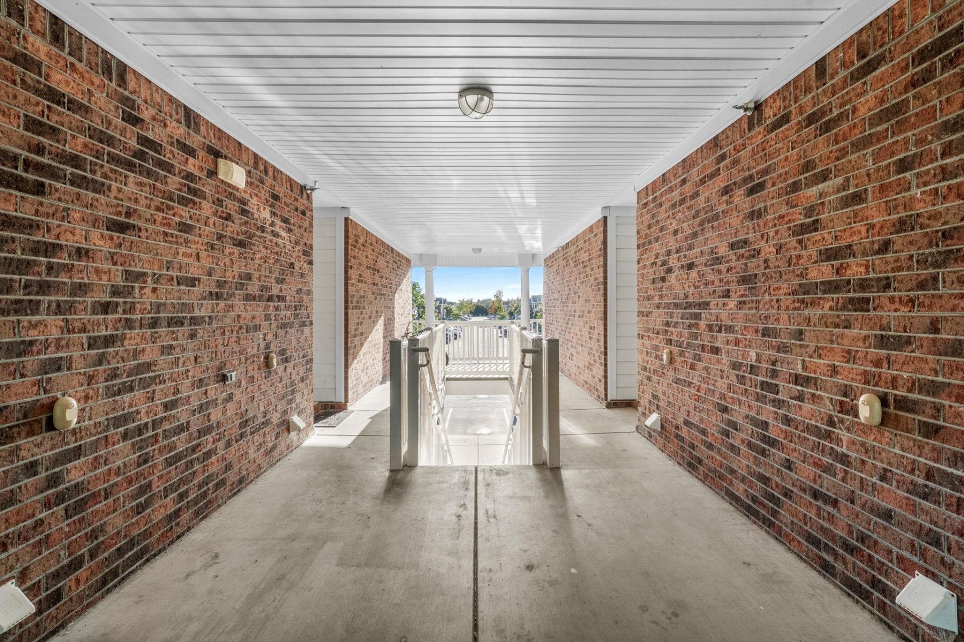 2025 Silvercrest Dr. Photo 51