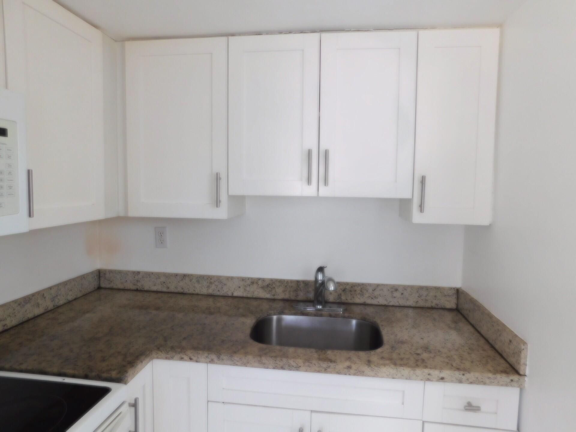 825 NE 6th Street, Unit 3, Fort Lauderdale, FL 33304 Photo
