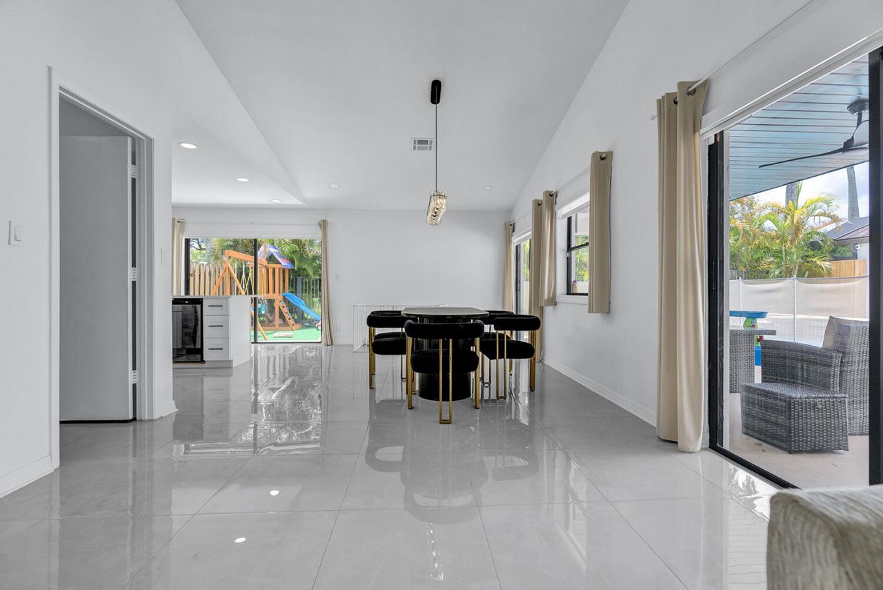 21641 Sutters Lane, Boca Raton, FL 33428 Photo