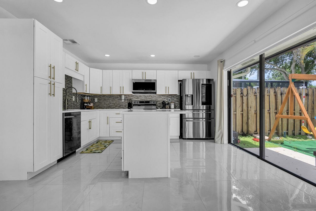 21641 Sutters Lane, Boca Raton, FL 33428 Photo