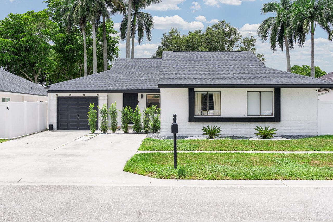 21641 Sutters Lane, Boca Raton, FL 33428 Photo