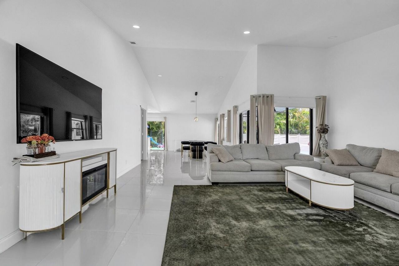 21641 Sutters Lane, Boca Raton, FL 33428 Photo