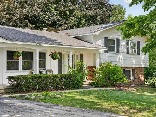 3873 Sandia Place, Traverse City, MI 49684