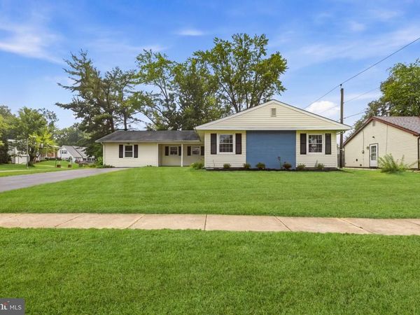 35 EAGEN LANE, WILLINGBORO, NJ 08046