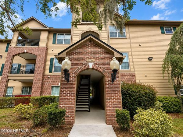 7800 POINT MEADOWS Drive, Unit 731, Jacksonville, FL 32256