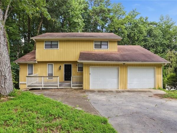 4442 Old Mabry Place NE, Roswell, GA 30075