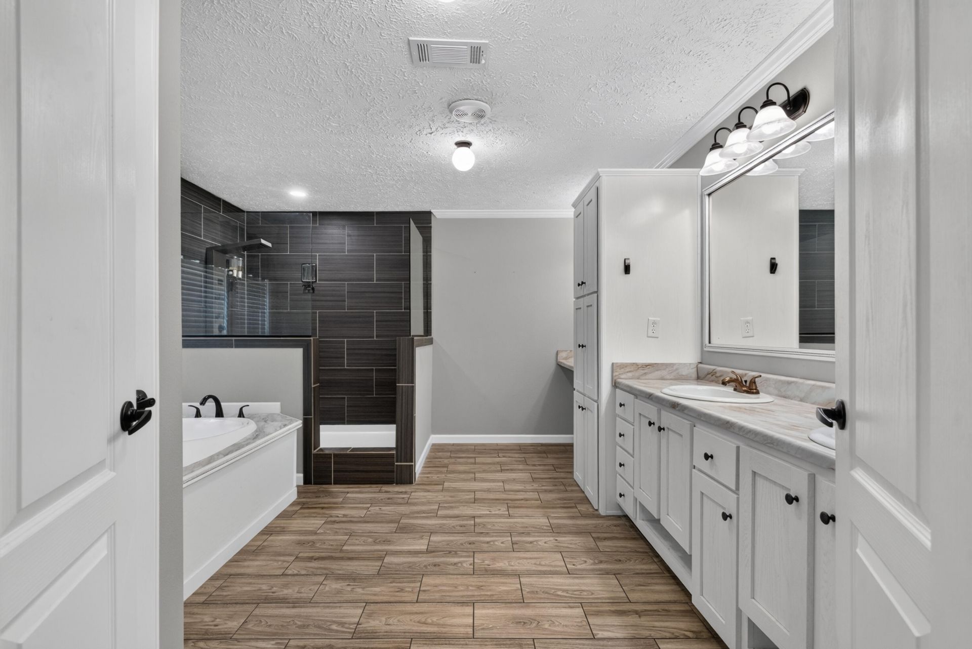 1308 Whitehouse Road Photo 13