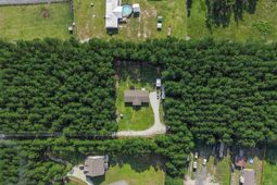 1308 Whitehouse Road photo 4