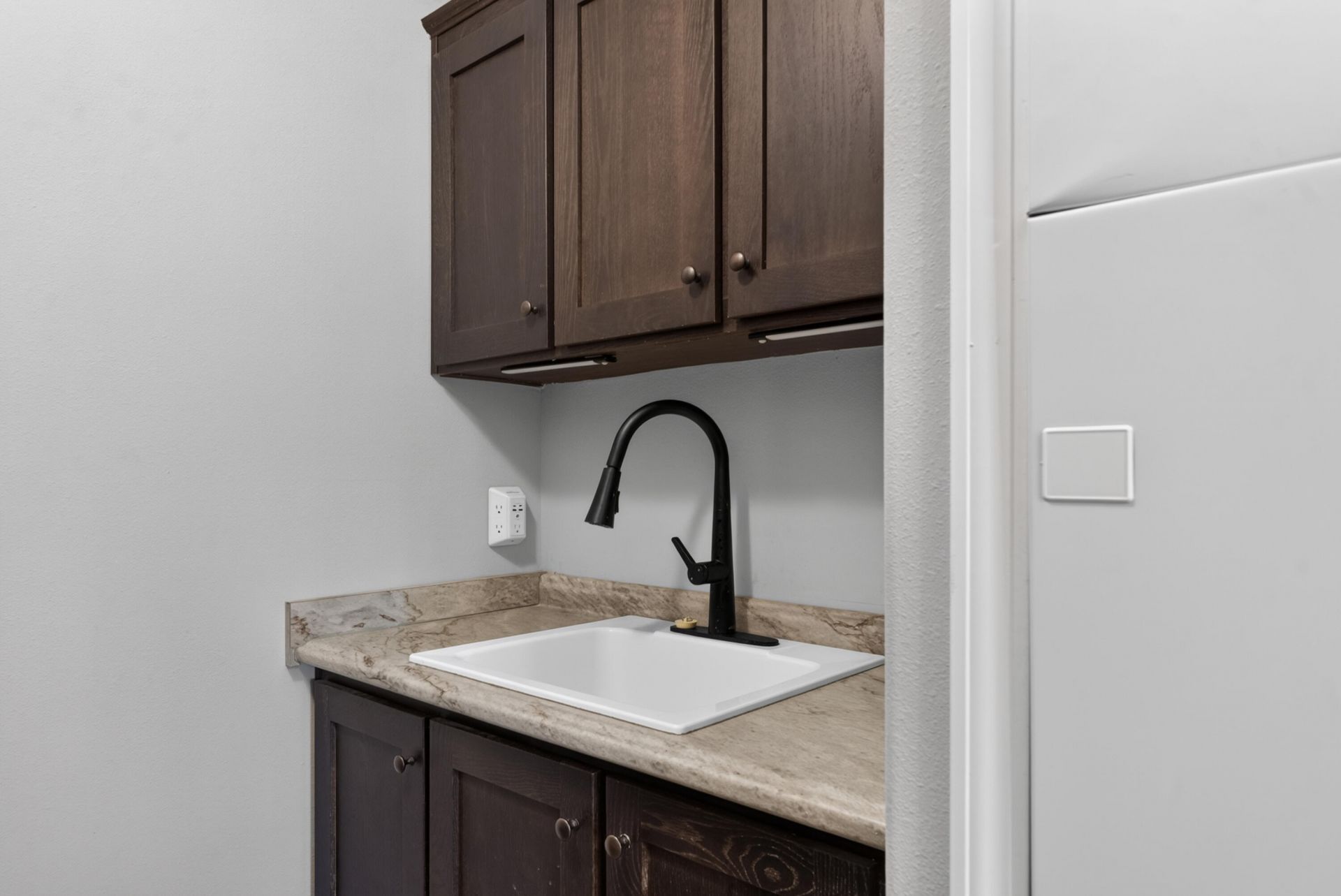 1308 Whitehouse Road Photo 24
