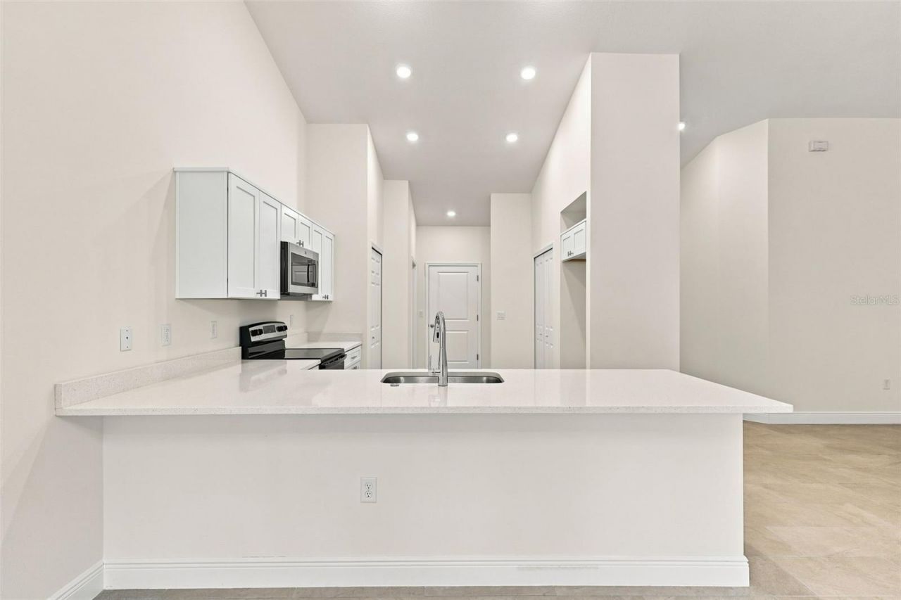 121 S Canoe Creek Road, Kenansville, FL 34739 Photo
