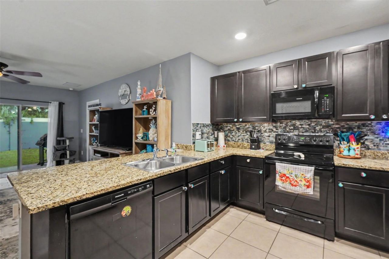 3918 Willow Hammock Drive, Palmetto, FL 34221 Photo