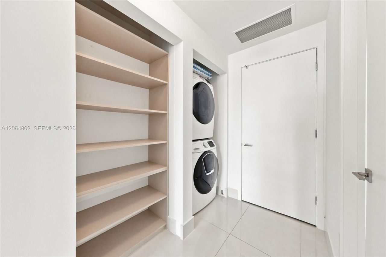 3470 E Coast Ave , Unit H0901, Miami, FL 33137 Photo