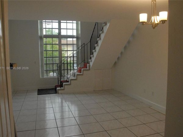 10907 N Kendall Dr, Unit 416, Miami, FL 33176