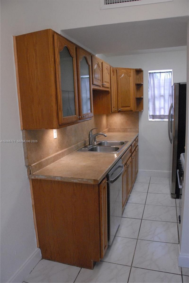 10907 N Kendall Dr, Unit 416, Miami, FL 33176 Photo