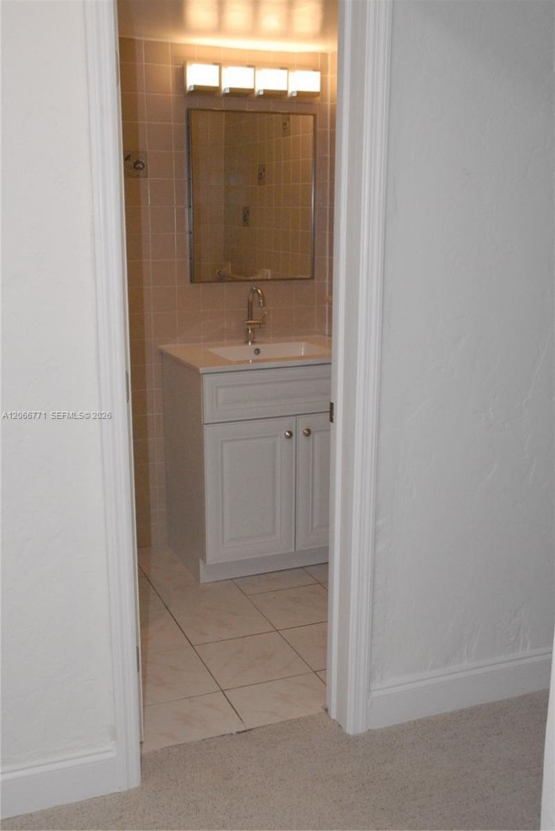 10907 N Kendall Dr, Unit 416, Miami, FL 33176 Photo