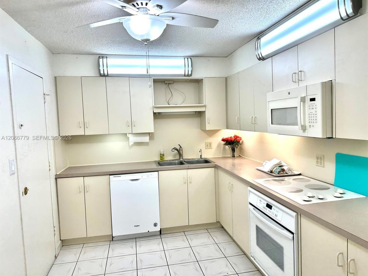 3800 S Ocean Dr , Unit 1516, Hollywood, FL 33019 Photo