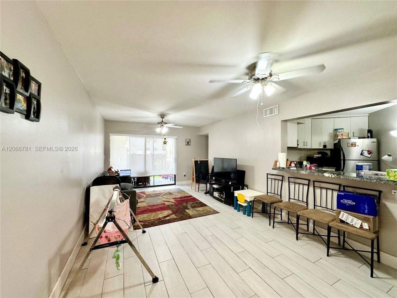 9427 Fontainebleau Blvd , Unit 102-34, Miami, FL 33172 Photo