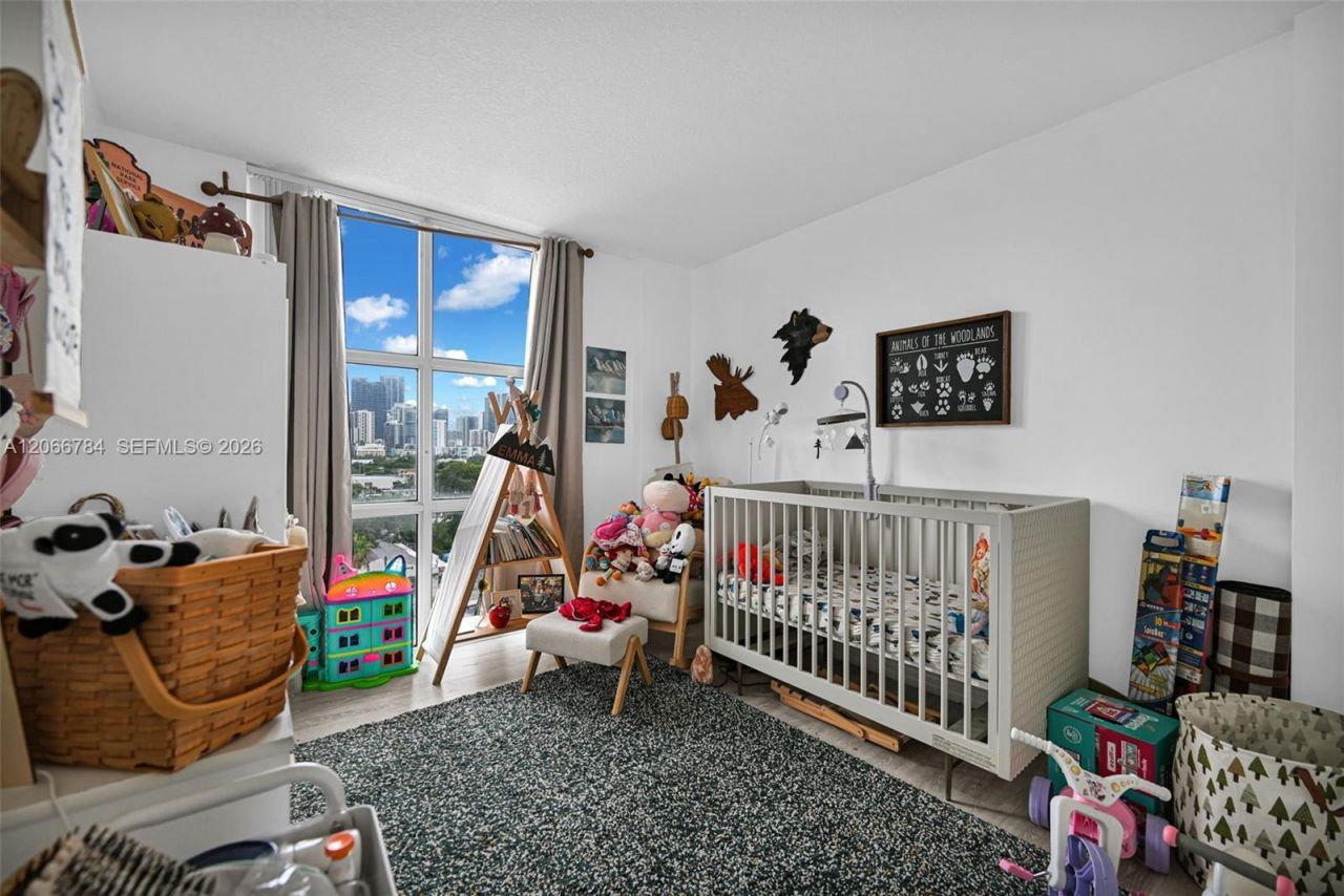 900 SW 8th St , Unit 908, Miami, FL 33130 Photo