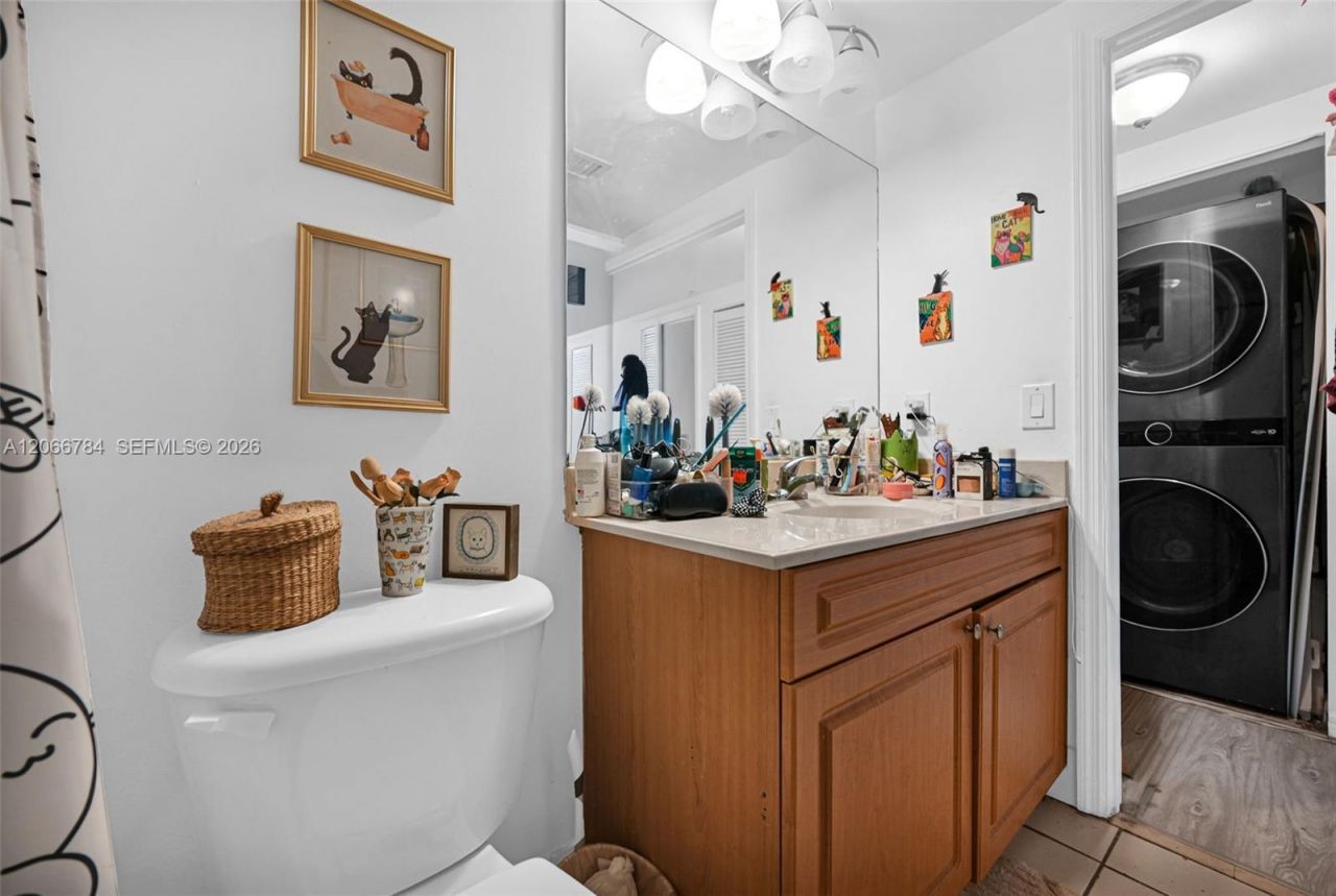 900 SW 8th St , Unit 908, Miami, FL 33130 Photo