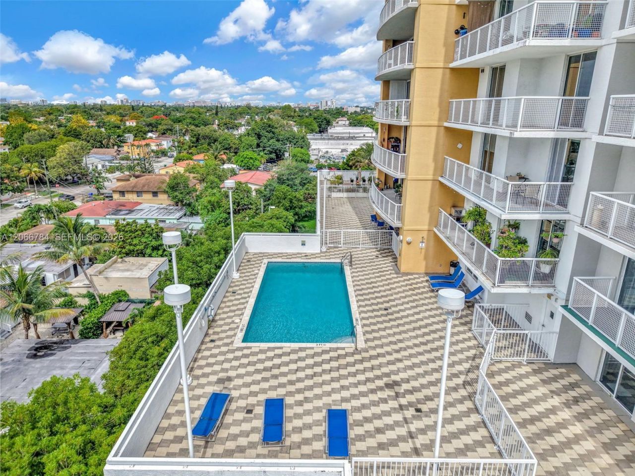 900 SW 8th St , Unit 908, Miami, FL 33130 Photo