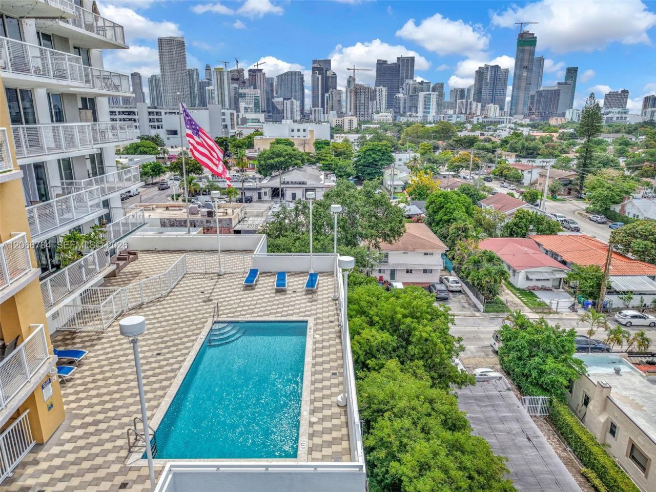 900 SW 8th St , Unit 908, Miami, FL 33130 Photo