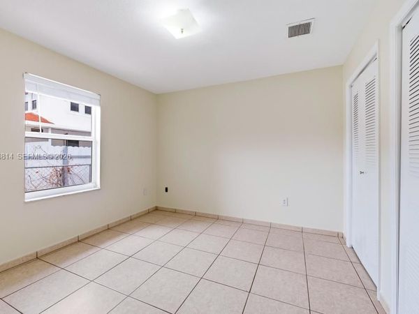 3072 NW 14th St, Unit REAR, Miami, FL 33125