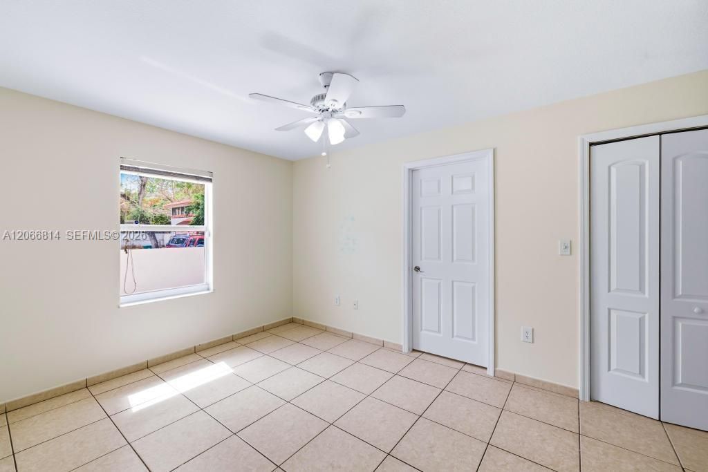 3072 NW 14th St , Unit REAR, Miami, FL 33125 Photo