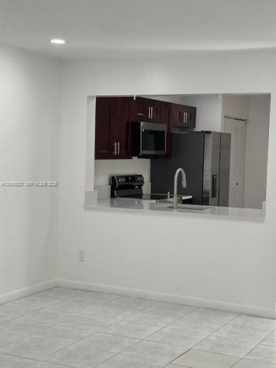 861 NE 207th Ln, Unit 201-14, Miami, FL 33179 Photo