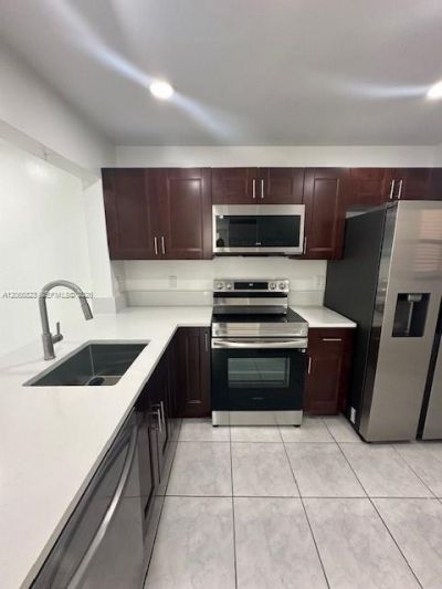 861 NE 207th Ln, Unit 201-14, Miami, FL 33179 Photo