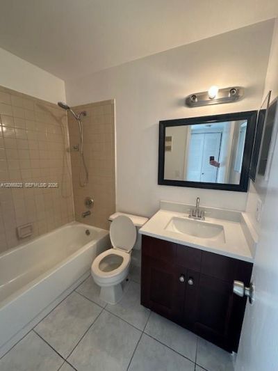 861 NE 207th Ln, Unit 201-14, Miami, FL 33179 Photo