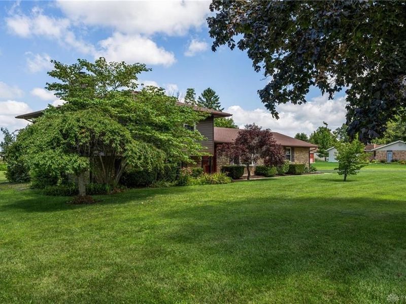 2145 Ginghamsburg Frederick Road, Tipp City, OH 45371 Photo 41