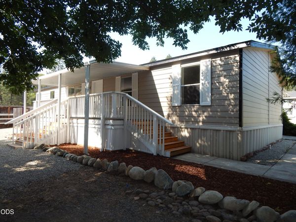 21 Brophy Way, UNIT 23, Shady Cove, OR 97539