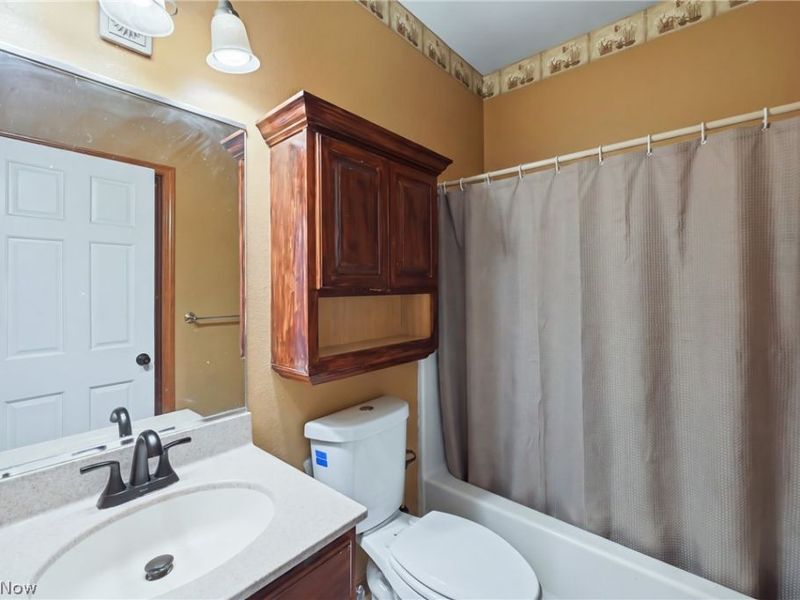 6605 Brookhollow Drive SW, Warren, OH 44481 Photo 27