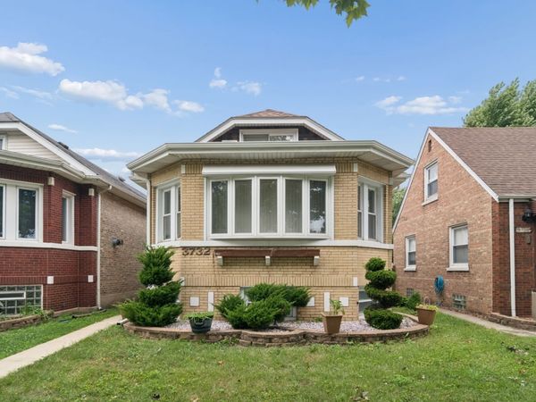 3732 Kenilworth Avenue, Berwyn, IL 60402