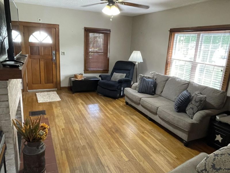 233 W Mound Street, South Charleston, OH 45368 Photo 14