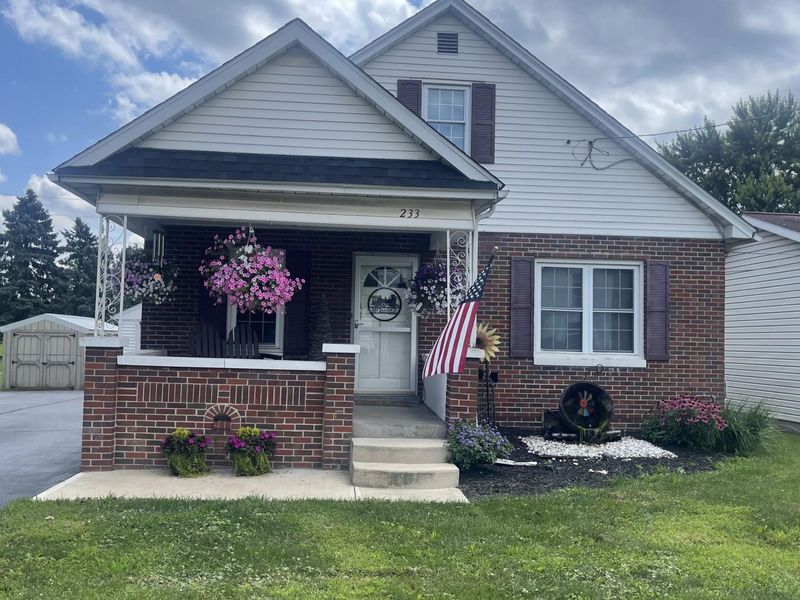 233 W Mound Street, South Charleston, OH 45368 Photo 2