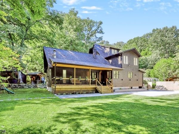 475 West Brook, Ringwood, NJ 07456