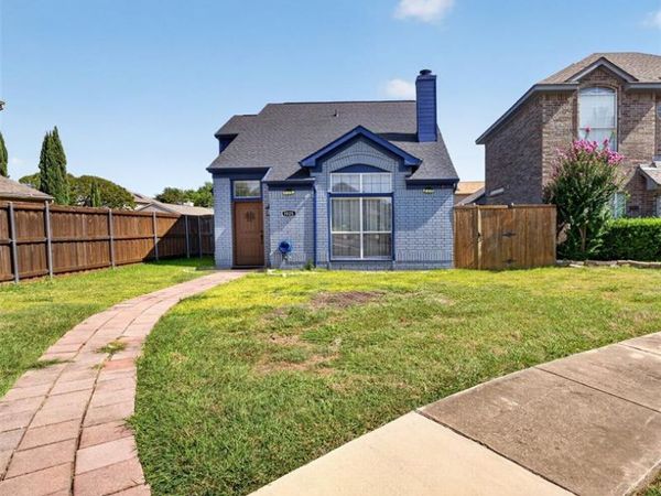 1925 Pinecrest Drive, Carrollton, TX 75010