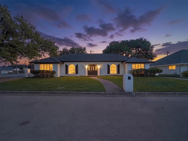 1700 Prestonwood Drive, Arlington, TX 76012
