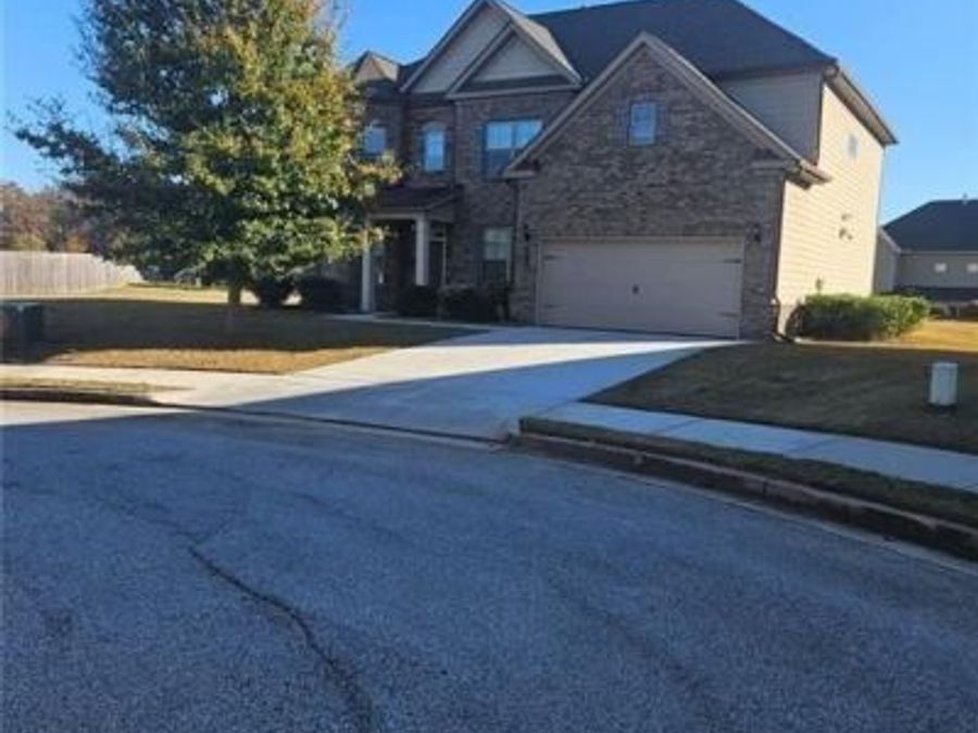 Property Image 4