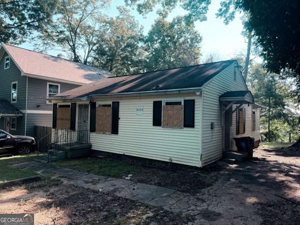 2772 Palm Drive, East Point, GA 30344